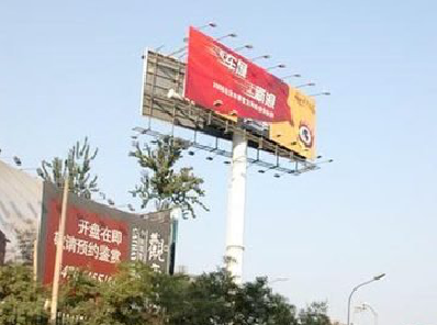 龙南户外广告怎么做才能让人一眼记住？